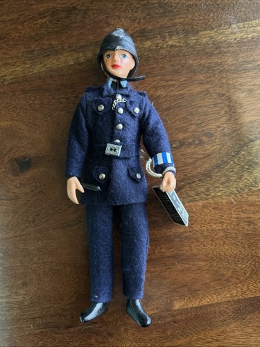 Peggy nisbet costume doll - peggy,