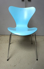 Fritz Hansen Arne Jacobsen Design Chair Chair Turquoise Series 7 1995 (F024-1185)