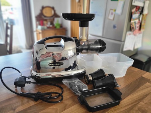 Omega juicers 8226 - omega, masticating