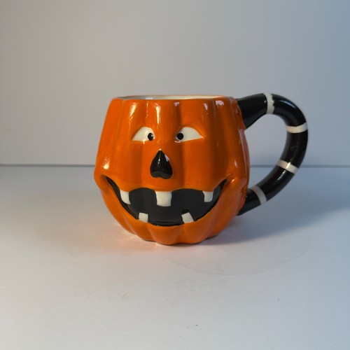 Blue harbor 2018 halloween - blue,