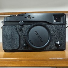 Fujifilm Fuji X-Pro1 16.3MP Mirrorless Camera Body  English Language-95%NEW