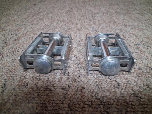 Lyotard 136r pedals vintage - lyotard,