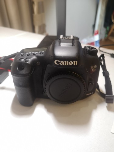 Canon eos7d ii - eos7d-,
