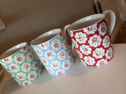 Set cath kidston mugs - of,
