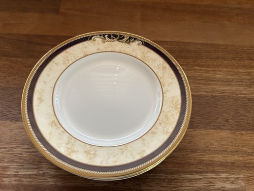 Wedgwood cornucopia 15cm - 5, x