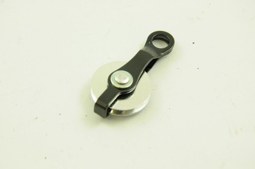 Hanging roller for - for, inner
