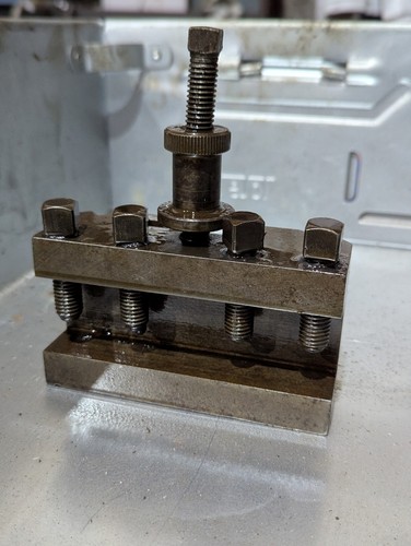Quick change tool post - t3,