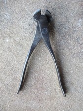 S&H CO RED DEVIL  NAIL PINCERS, NAIL PULLER 6" CUTTERS RED DEVIL MADE IN USA