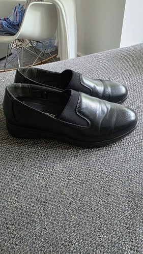 Heavenly feet black slip - feet, on