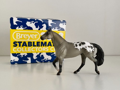 Breyer sidewinder model horse - breyer,