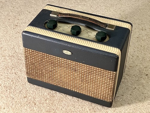 Roberts junior vintage retro - roberts,
