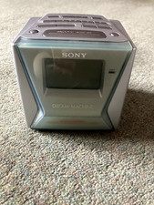 Sony Dream Machine ICF-C153L