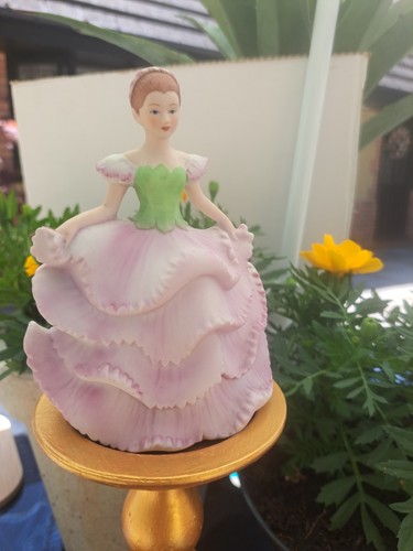 Franklin mint flower maiden - franklin,
