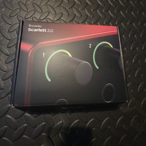 Focusrite scarlett 2i2 4th - 2i2,