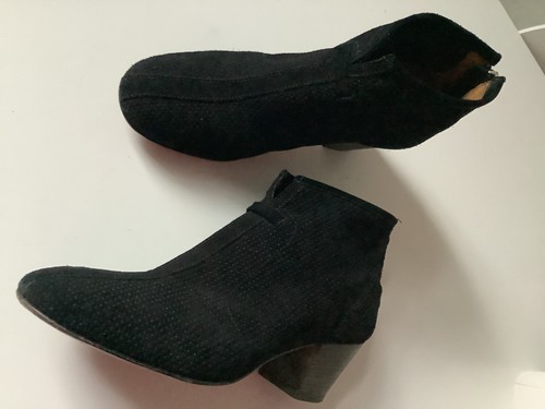Russell bromley black - &,