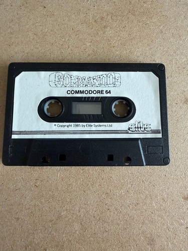 Commando c64 commadore - commando,