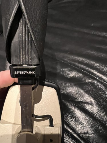 Beyerdynamic 100 headphones - beyerdynamic,