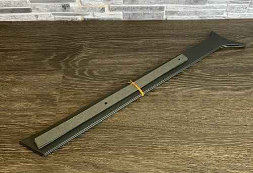 Interior windscreen side - side, trim