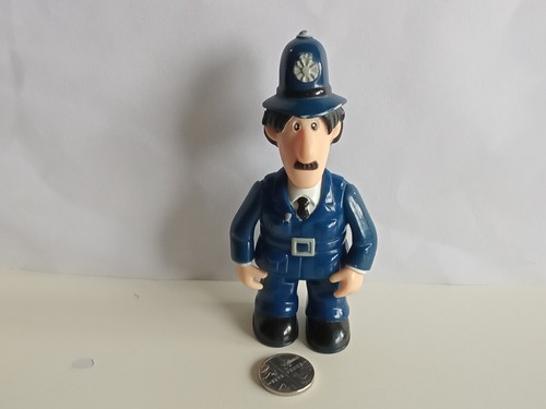 Postman pat arthur selby - pat,