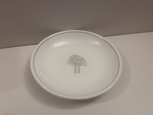 Wedgwood metallised bone china - metallised,