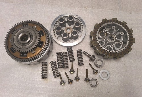 Suzuki 650 clutch kit - suzuki,