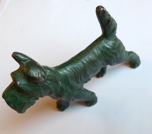 Vienna bronze dog fox - vienna,
