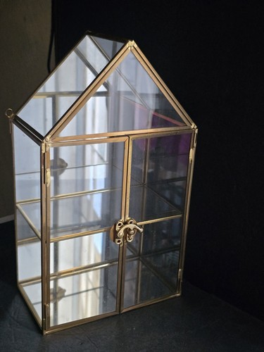 Wall glass cabinet display - glass,