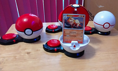 Nintendo items - 12,