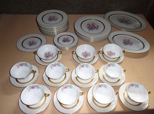 Porcelain dinner set - dinner,