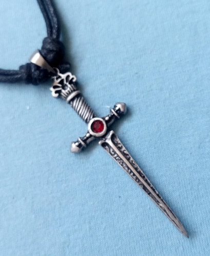 P0445 viking sword - red, bead