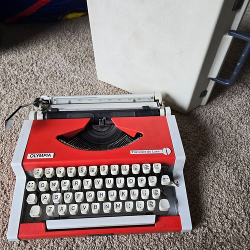 Vintage red olympia traveller - vintage,