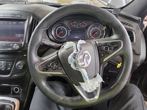 Steering wheel vauxhall - steering,