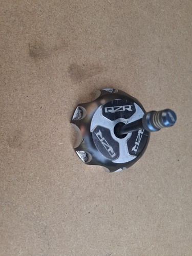 Black alloy fuel cap - alloy, dinli