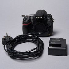 Nikon D800E 36.3 Digital SLR Camera Body