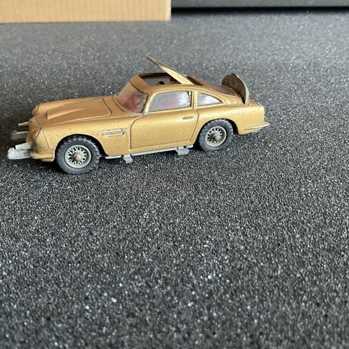 Corgi toys 261 aston - no:261, martin
