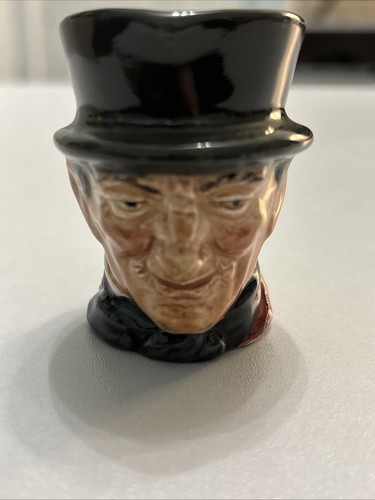 Royal doulton small - royal, toby