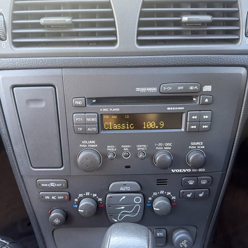 Volvo v70 radio player - v70, head