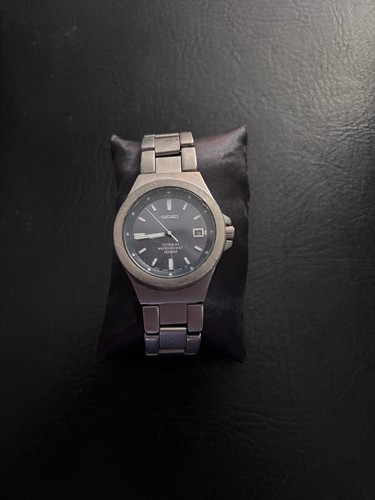 Seiko titanium 100m 031082 - seiko,