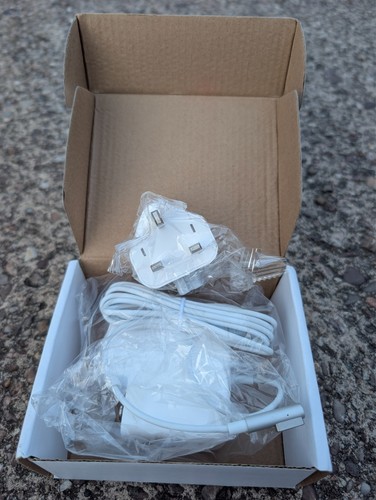 Macbook pro charger - macbook,