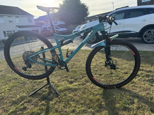 Yeti asr full - c, suspension