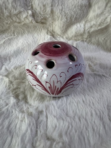 Vintage mauve white - &,