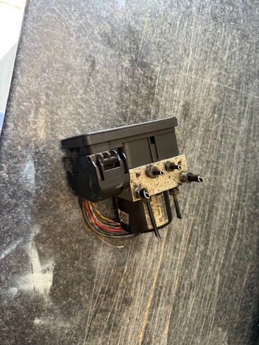 2011 ford fiesta abs pump - 2011,