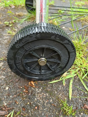 Set replacement hub caps - 2,