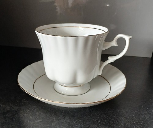 Chodziez iwona white gold cup - white,