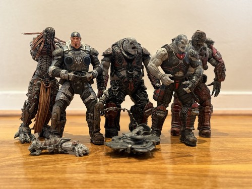 Neca gears war figure lot - of,