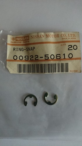 Nissan micra k10 door hinge - k10,,