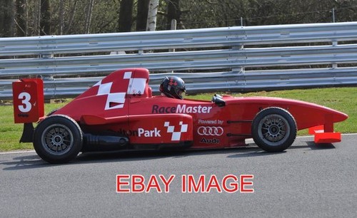 Photo broken down single - ,