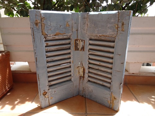 vintage,pair,sml,wooden,Greek