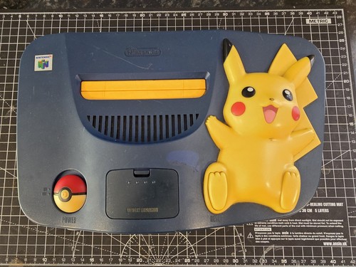 Nintendo pikachu edition - 64,