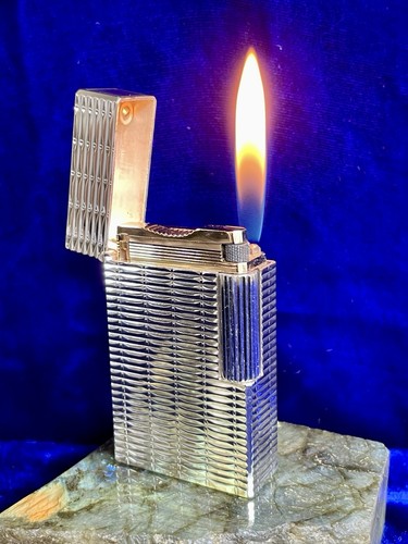 Dupont lighter vintage - st,